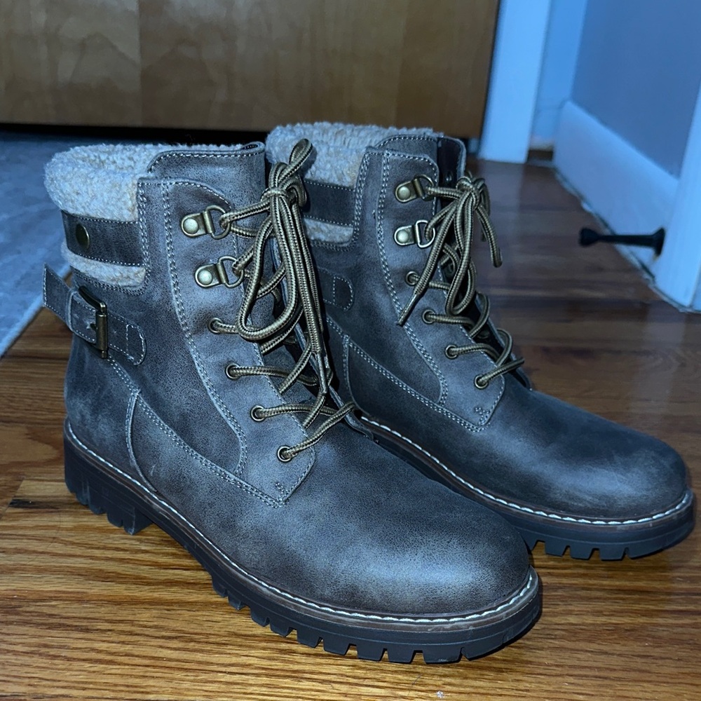 Women’s Brown Leather Boots